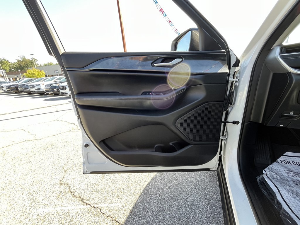 2023 Jeep Grand Cherokee Image 7
