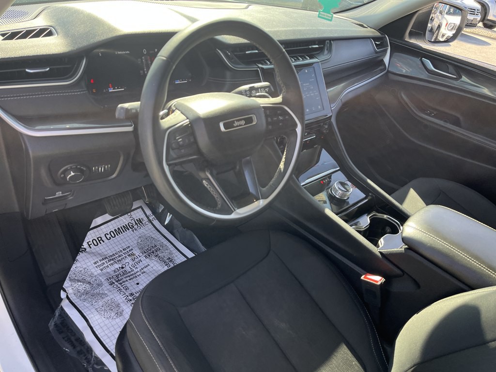 2023 Jeep Grand Cherokee Image 9