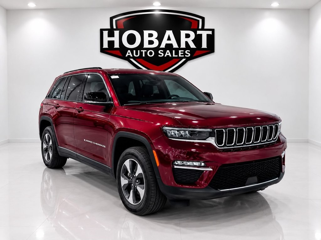 2024 Jeep Grand Cherokee Image 1