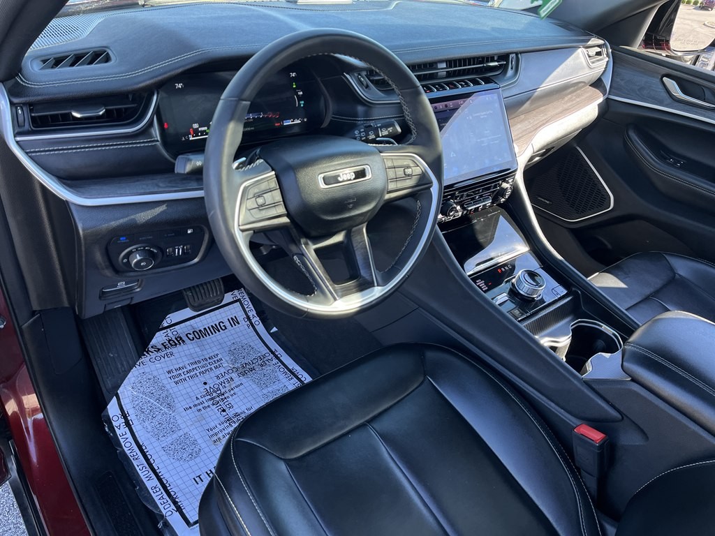 2024 Jeep Grand Cherokee Image 9