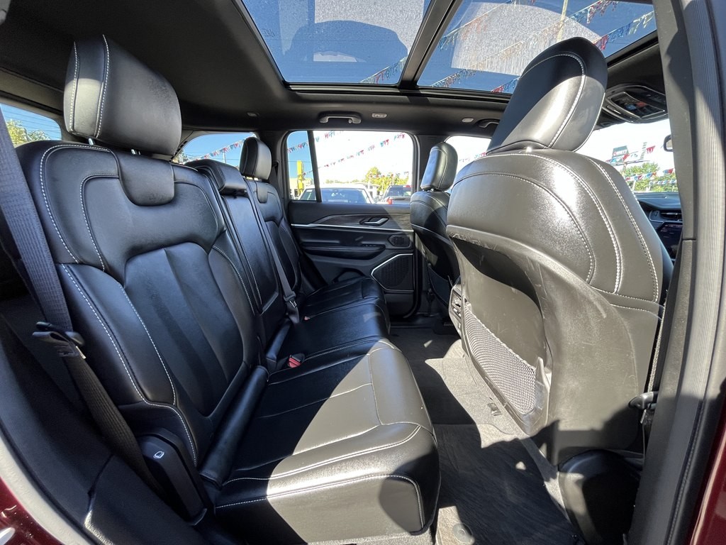 2024 Jeep Grand Cherokee Image 15