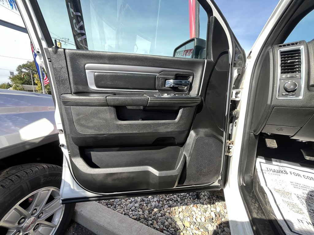 2021 RAM 1500 Image 7