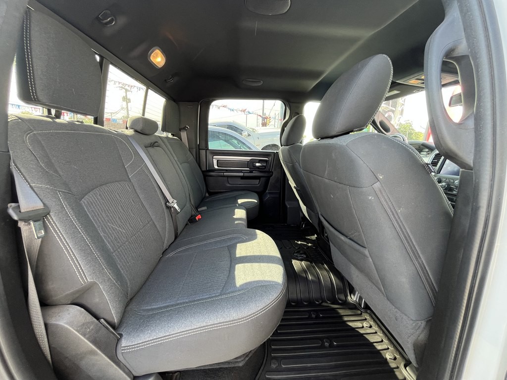 2021 RAM 1500 Image 16
