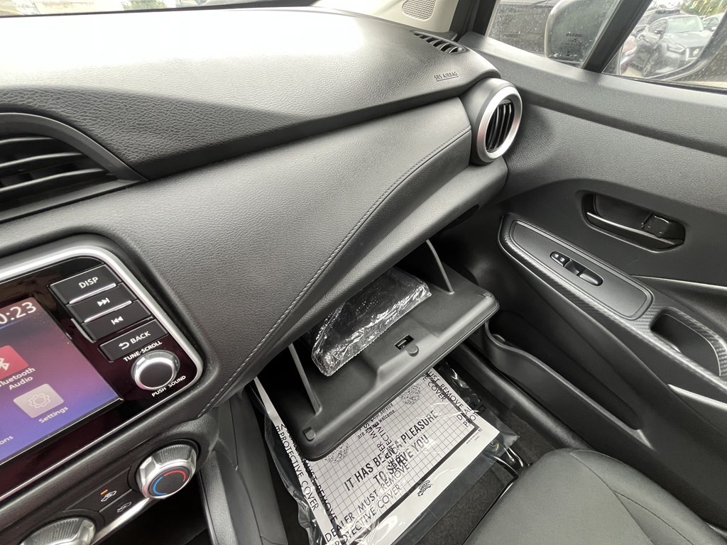 2024 Nissan Versa Image 17
