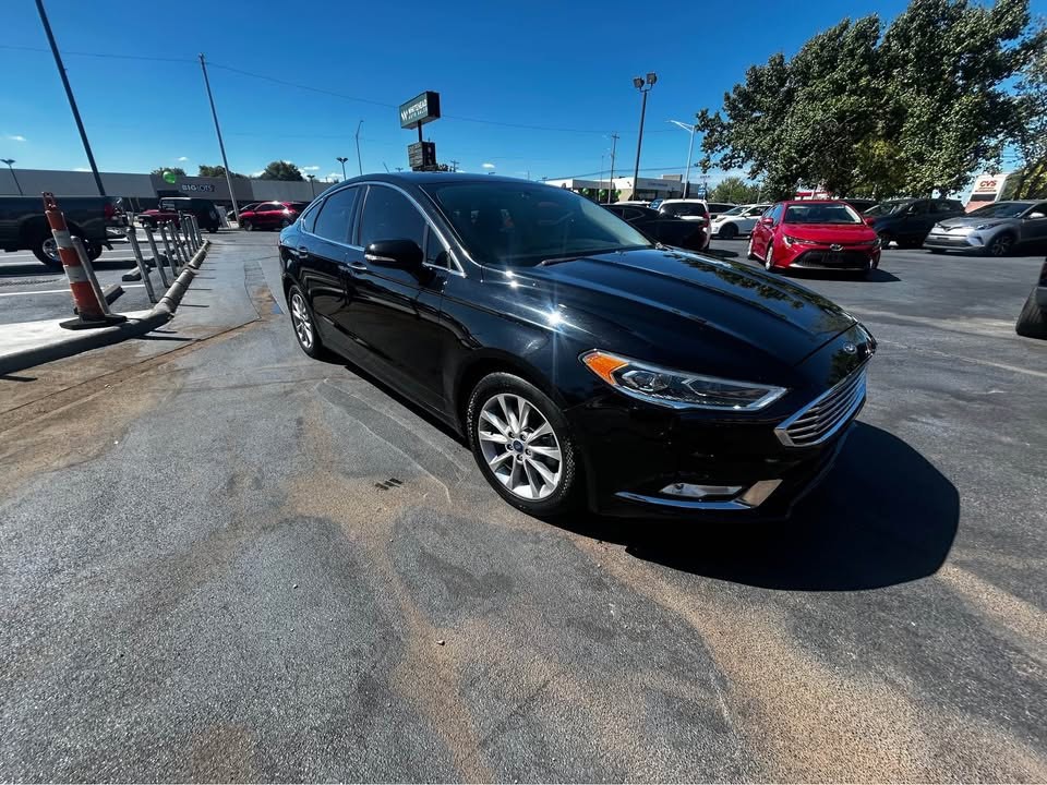 2017 Ford Fusion Image 4