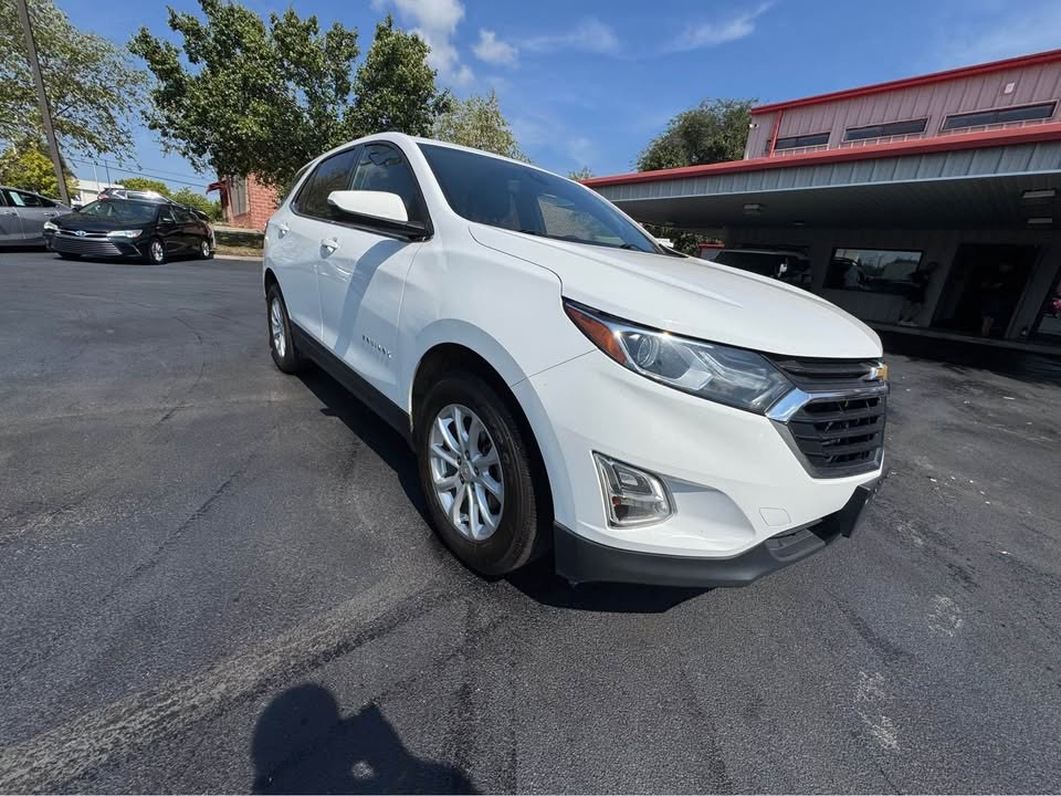 2019 Chevrolet Equinox Image 2