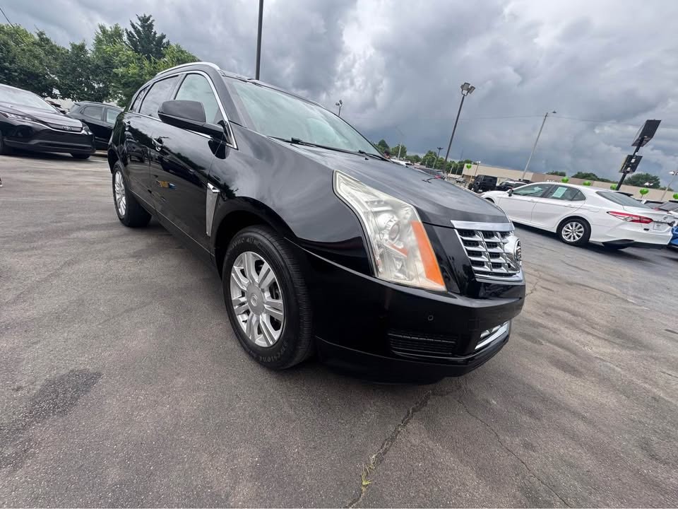 2013 Cadillac SRX Image 2