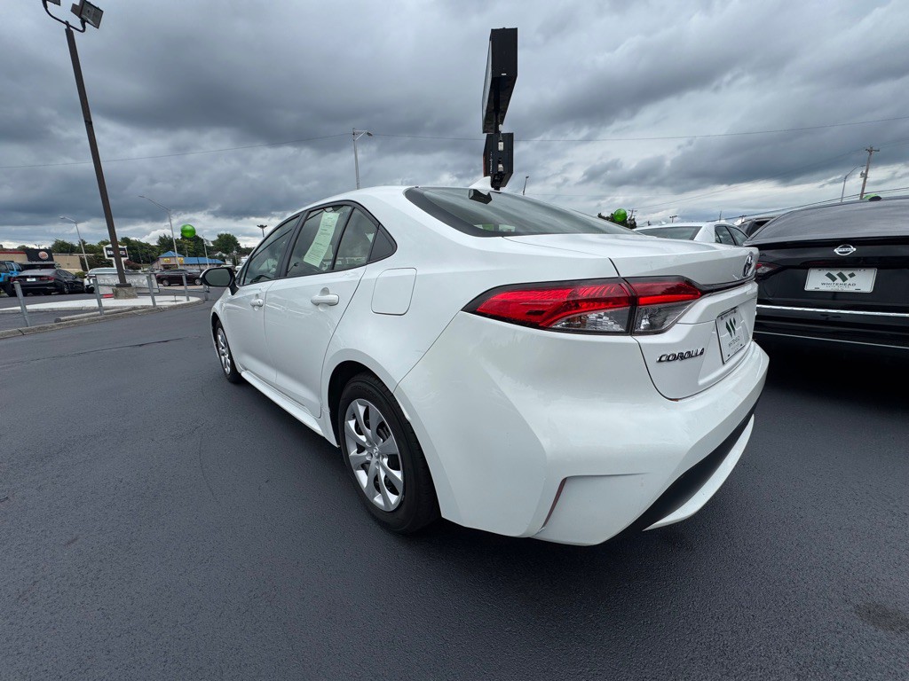 2021 Toyota Corolla Image 3