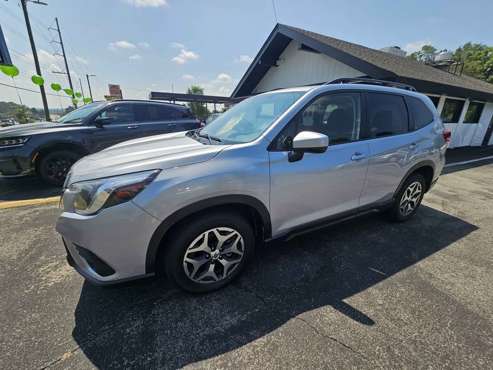 2022 Subaru Forester Image 3