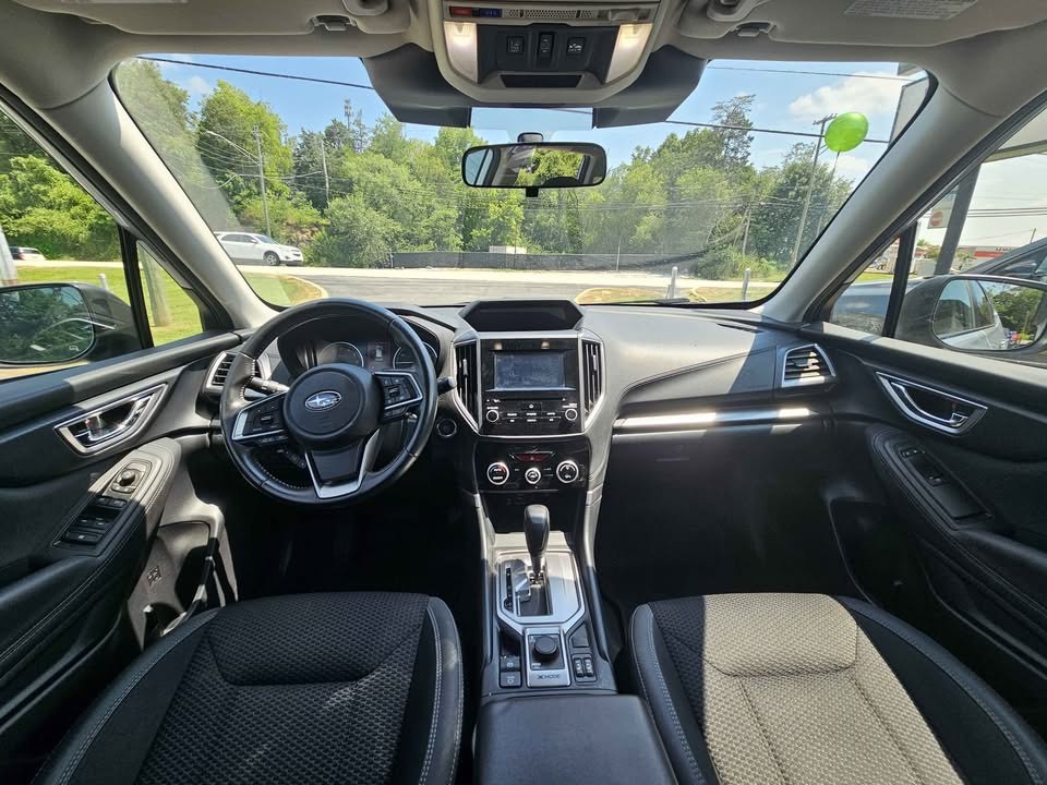 2022 Subaru Forester Image 8