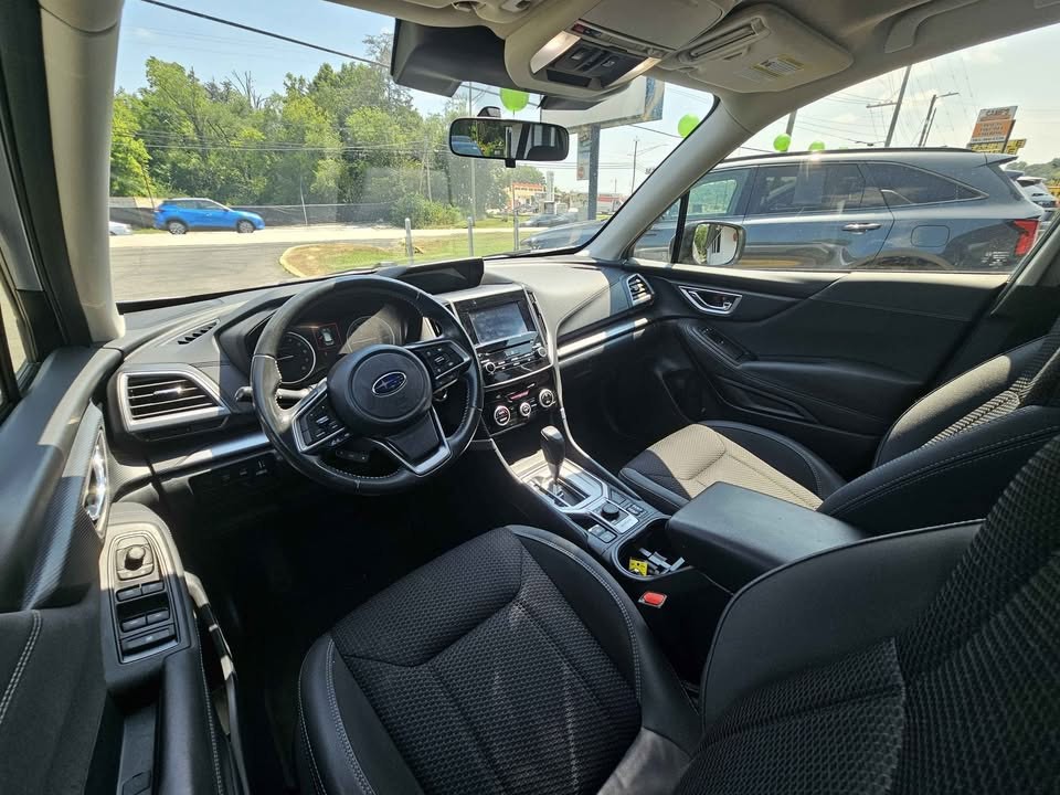 2022 Subaru Forester Image 9
