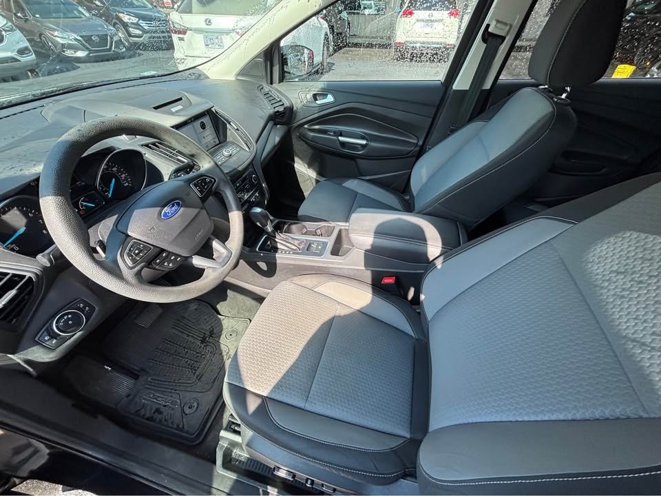2017 Ford Escape Image 12