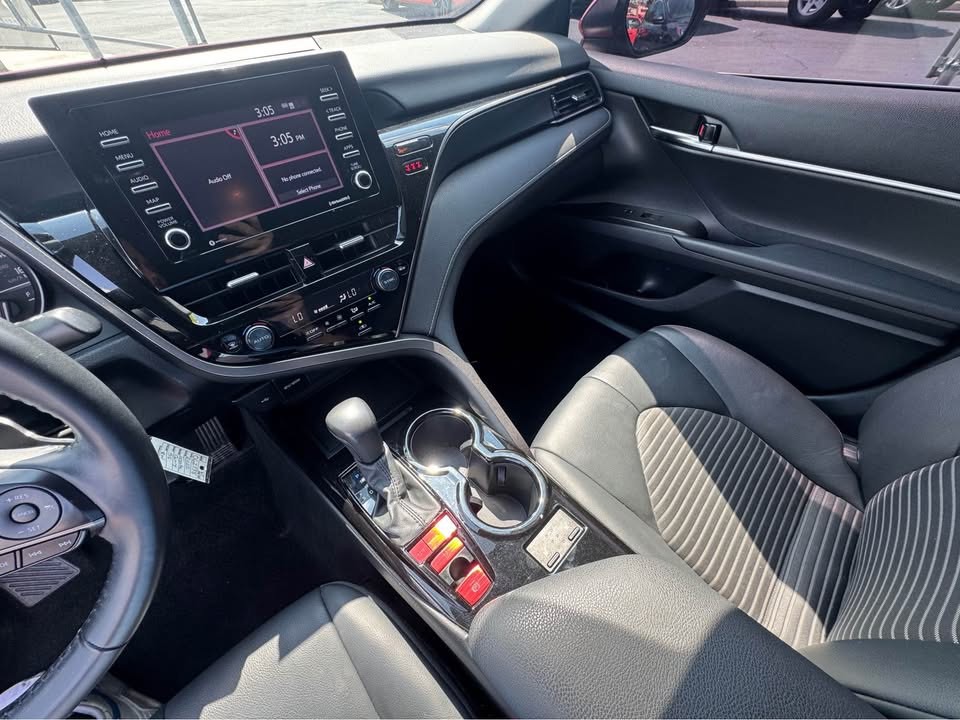 2022 Toyota Camry Image 9