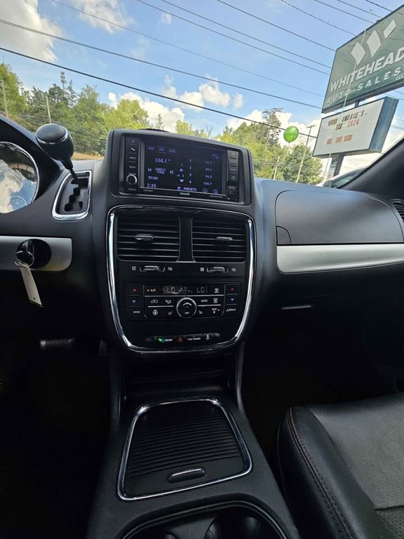 2018 Dodge Grand Caravan Image 10