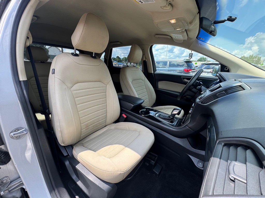 2016 Ford Edge Image 7