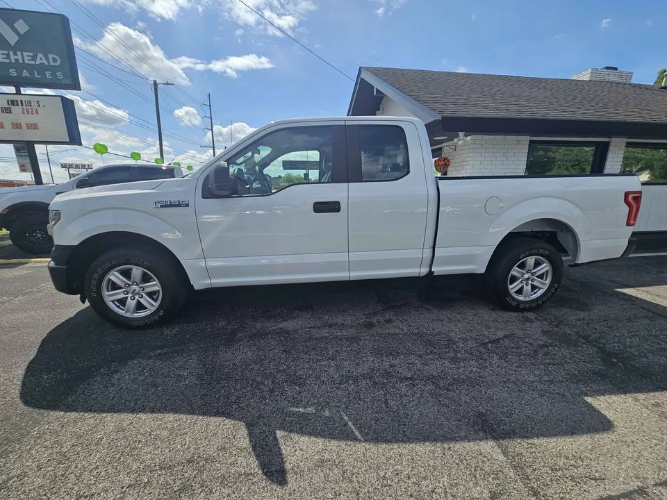 2016 Ford F-150 Image 2
