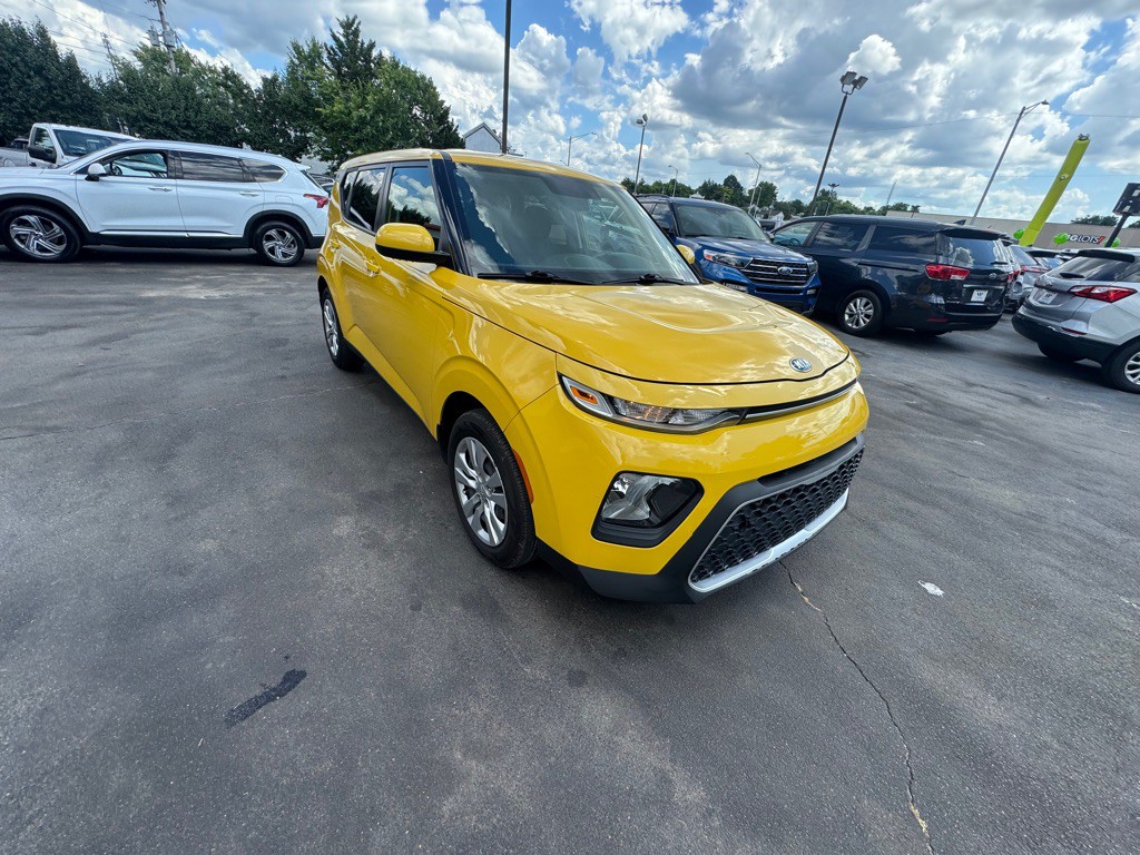 2020 Kia Soul Image 2