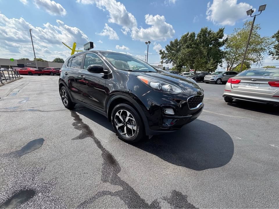 2021 Kia Sportage Image 2