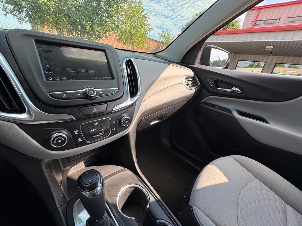2019 Chevrolet Equinox Image 11