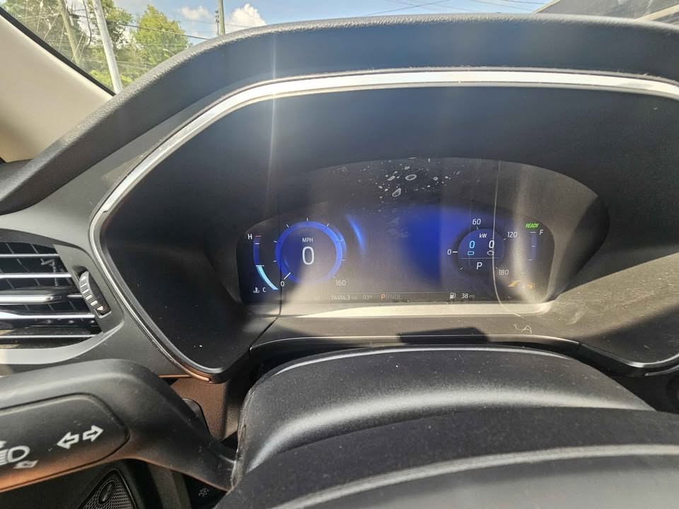 2020 Ford Escape Image 10