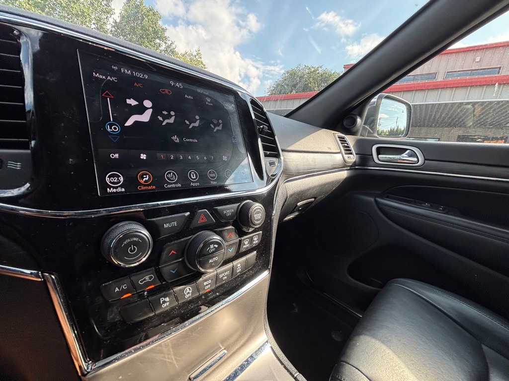 2020 Jeep Grand Cherokee Image 13