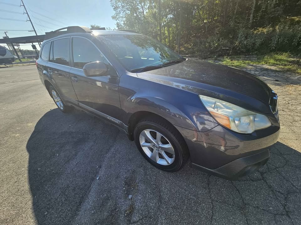 2014 Subaru Outback Image 4