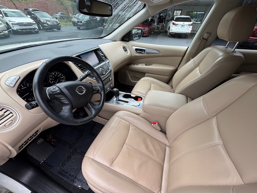 2018 Nissan Pathfinder Image 11
