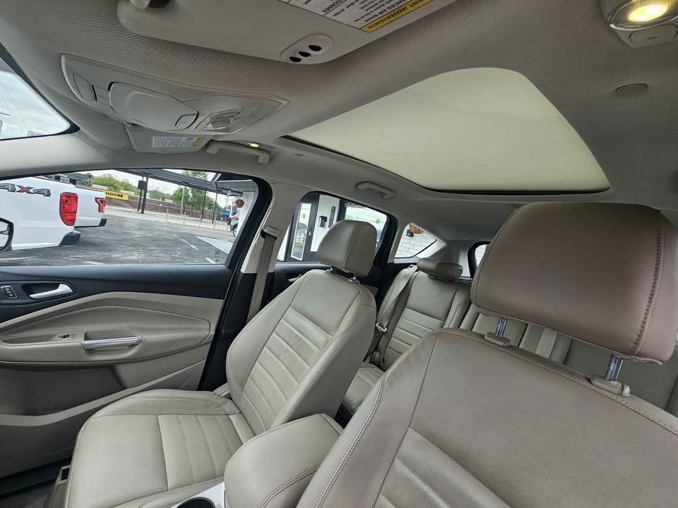 2013 Ford C-Max Image 12