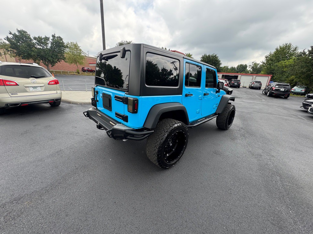 2017 Jeep Wrangler Unlimited Image 3