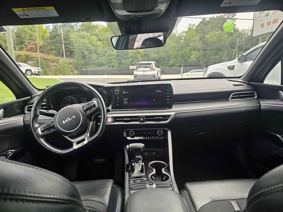 2022 Kia K5 Image 9