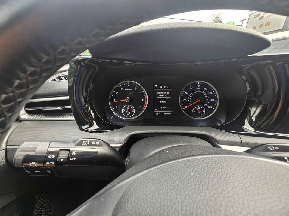 2022 Kia K5 Image 10
