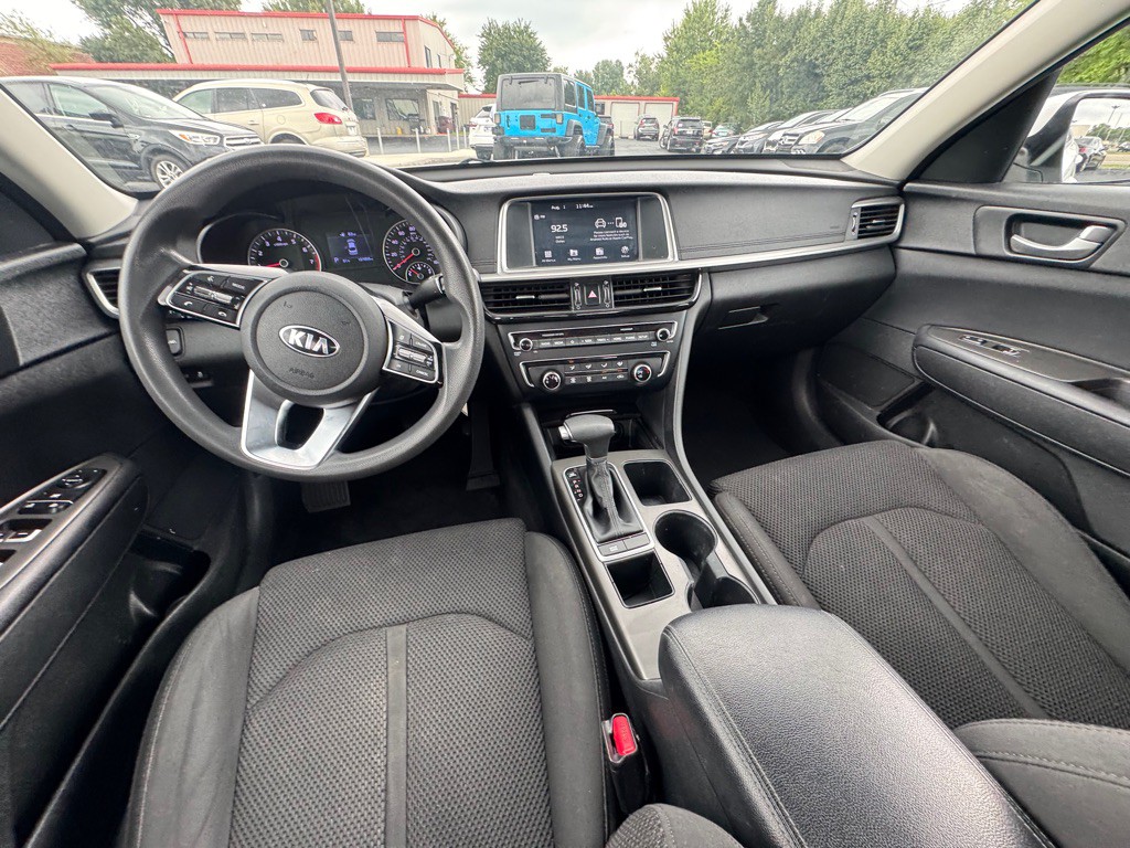 2019 Kia Optima Image 9
