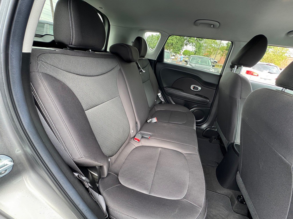 2015 Kia Soul Image 6