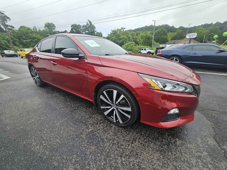 2020 Nissan Altima Image 2