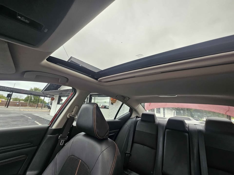 2020 Nissan Altima Image 12