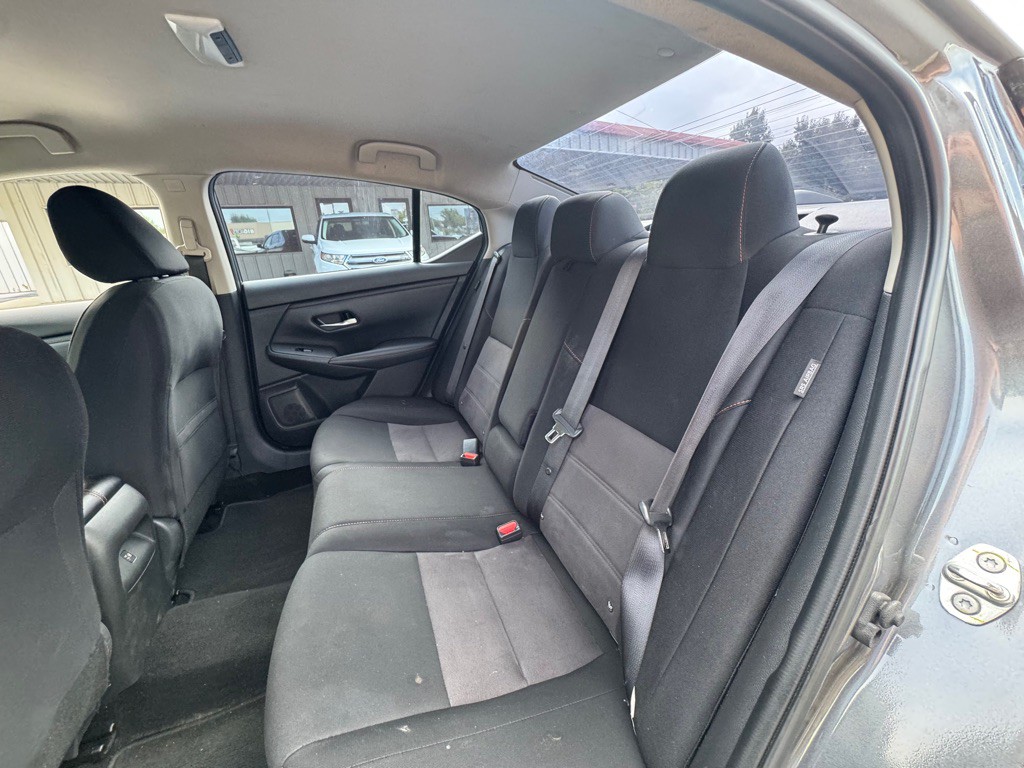 2021 Nissan Sentra Image 4