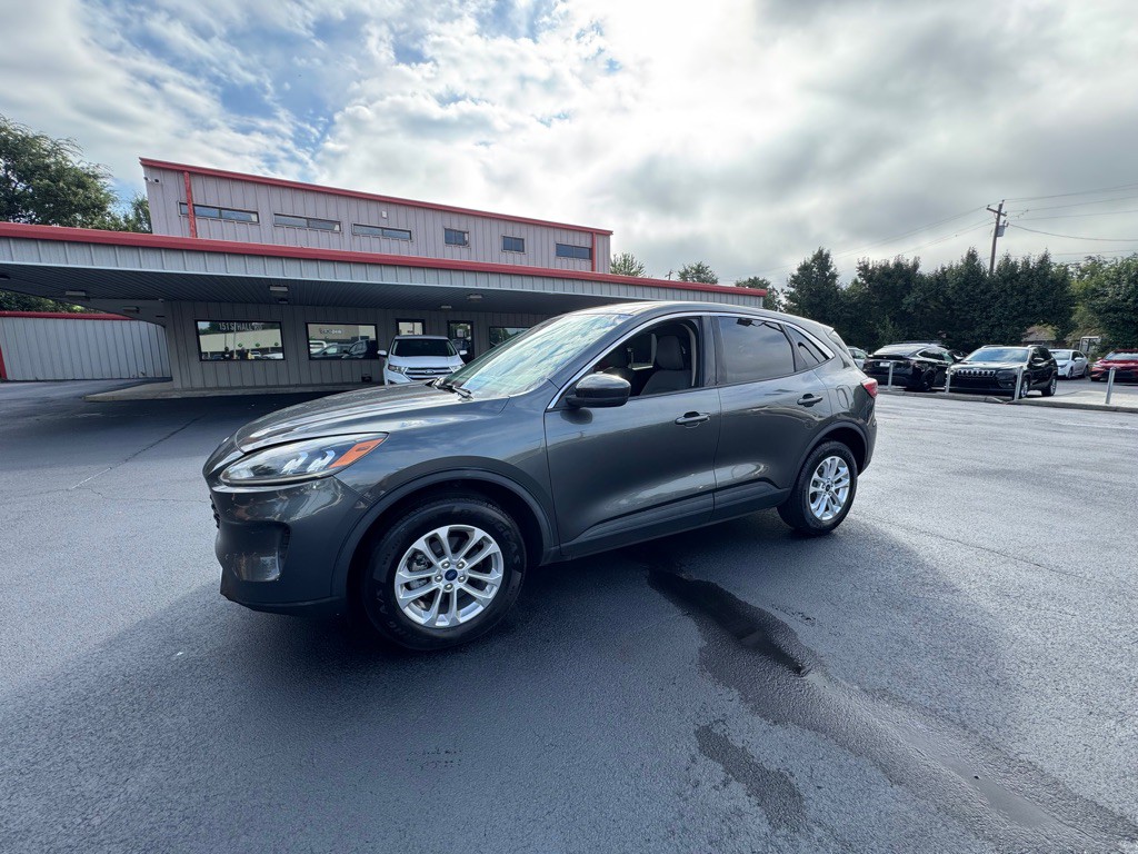 2020 Ford Escape Image 2