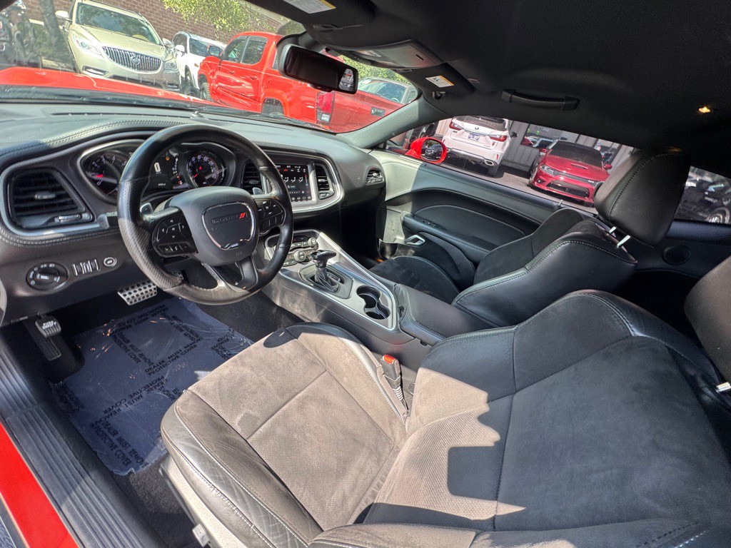 2020 Dodge Challenger Image 5