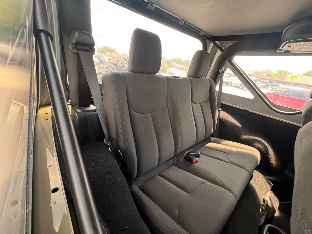 2017 Jeep Wrangler Image 7
