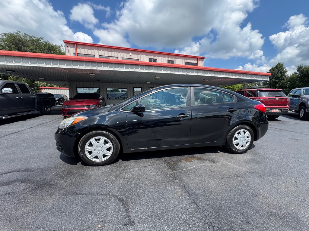 2016 Kia Forte Image 2