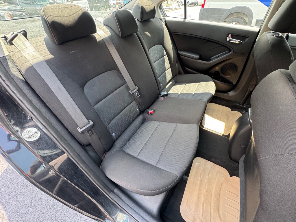 2016 Kia Forte Image 7