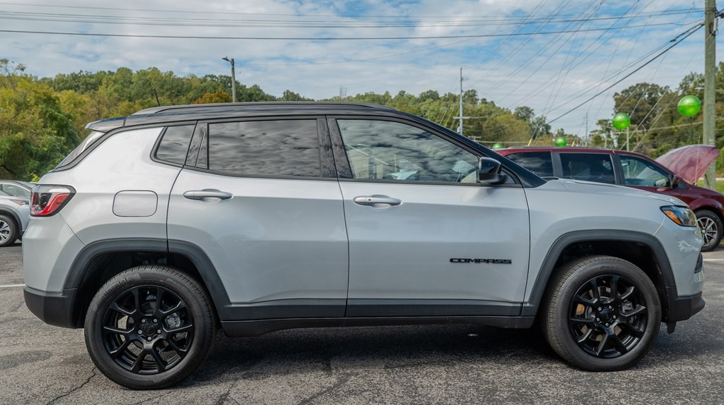 2024 Jeep Compass Image 7
