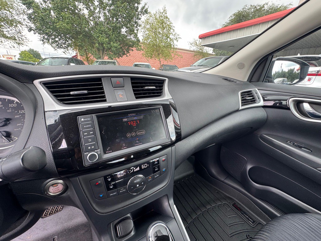 2019 Nissan Sentra Image 9