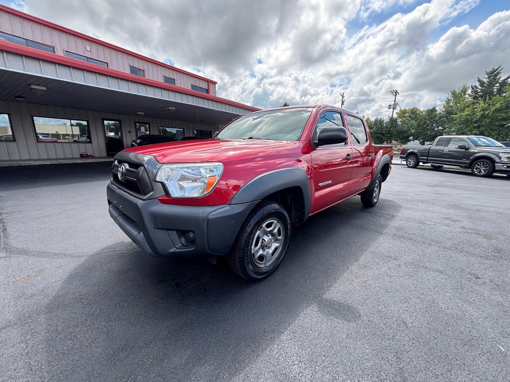 2013 Toyota Tacoma Image 2
