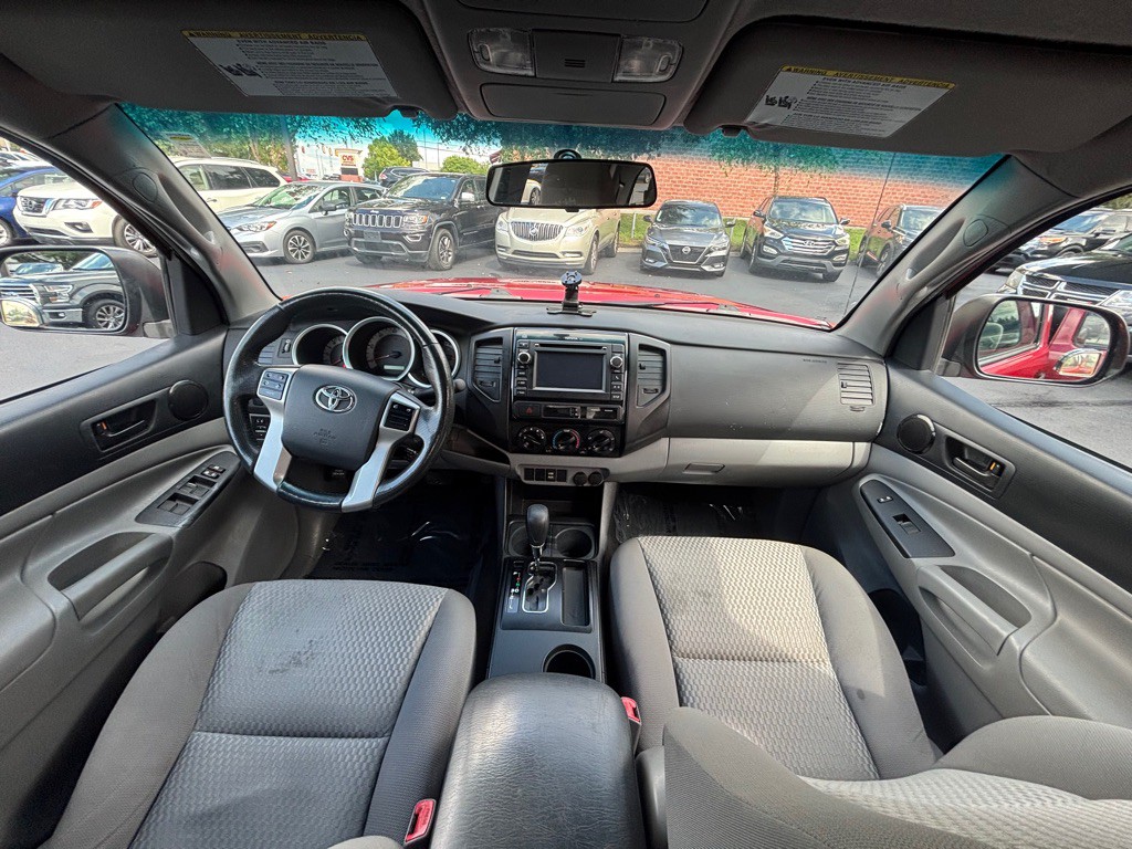 2013 Toyota Tacoma Image 10