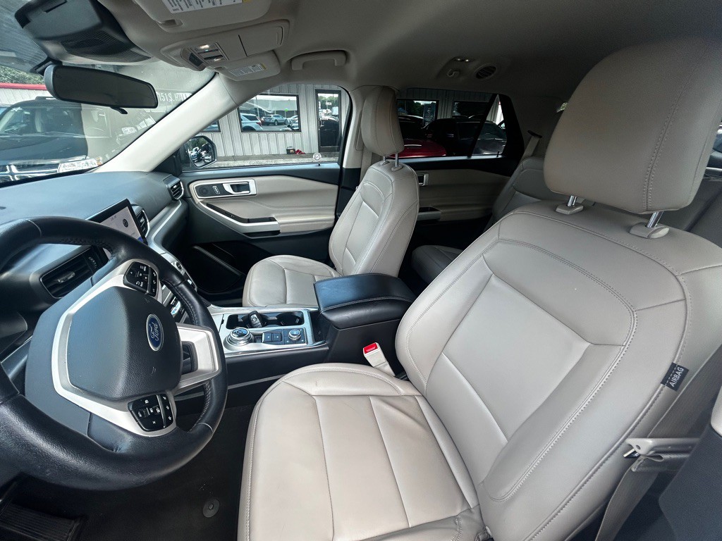 2023 Ford Explorer Image 6