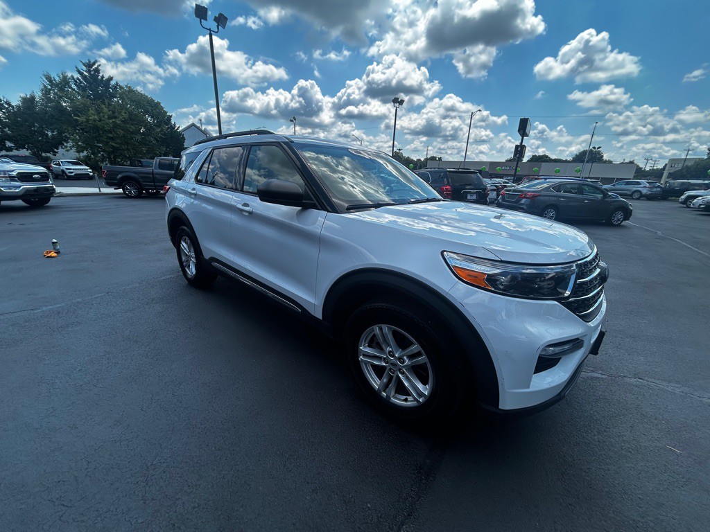 2023 Ford Explorer Image 9
