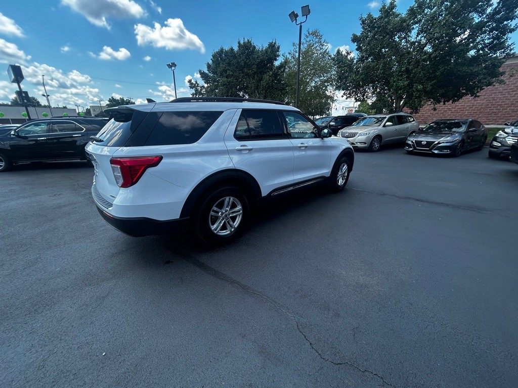 2023 Ford Explorer Image 12