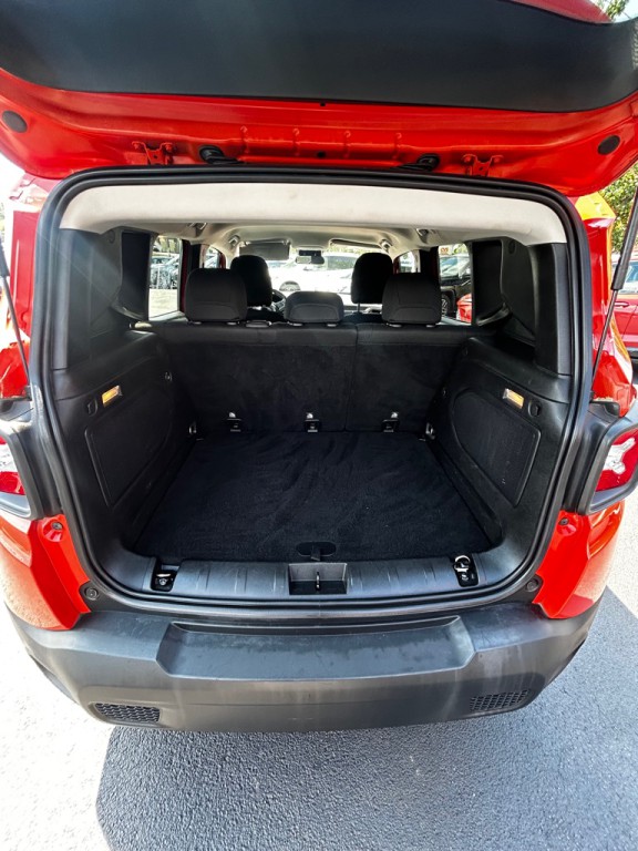 2015 Jeep Renegade Image 4