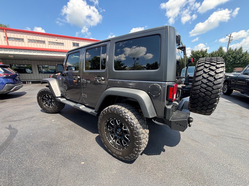 2017 Jeep Wrangler Unlimited Image 4